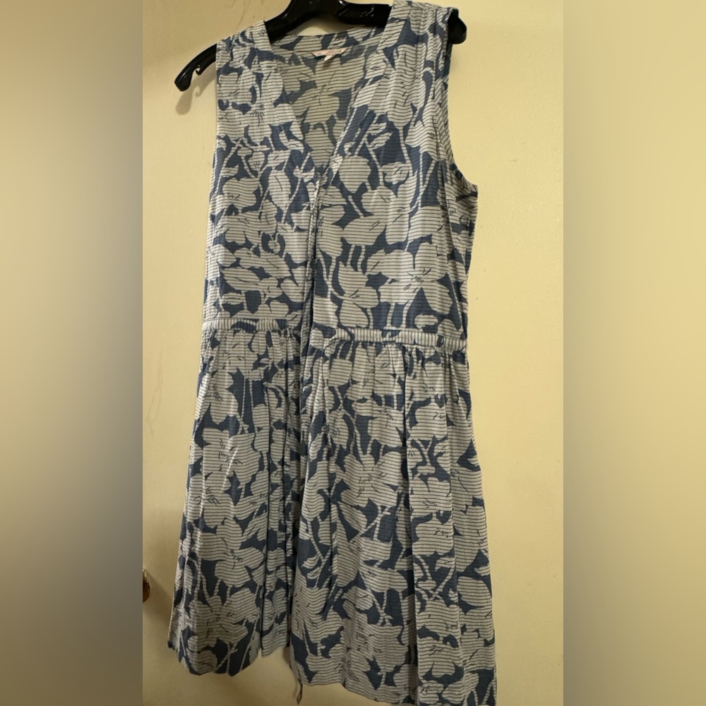 Women dress excellent condition